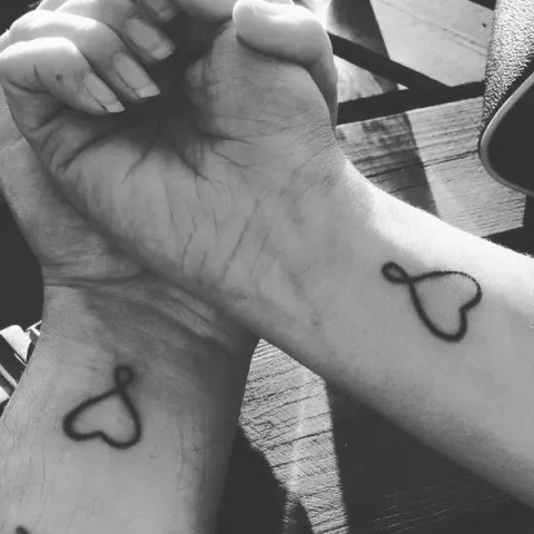 Guest - infinity hearts