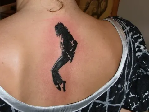 Sara - MJ