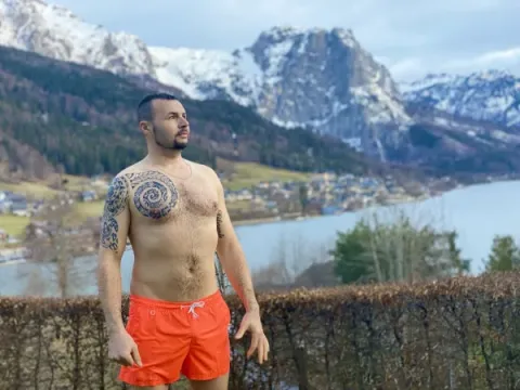 Sergey - Ara